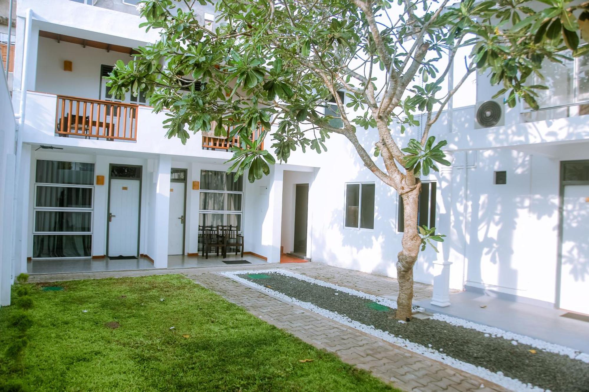 Anchorage Mirissa Hotel Exterior foto